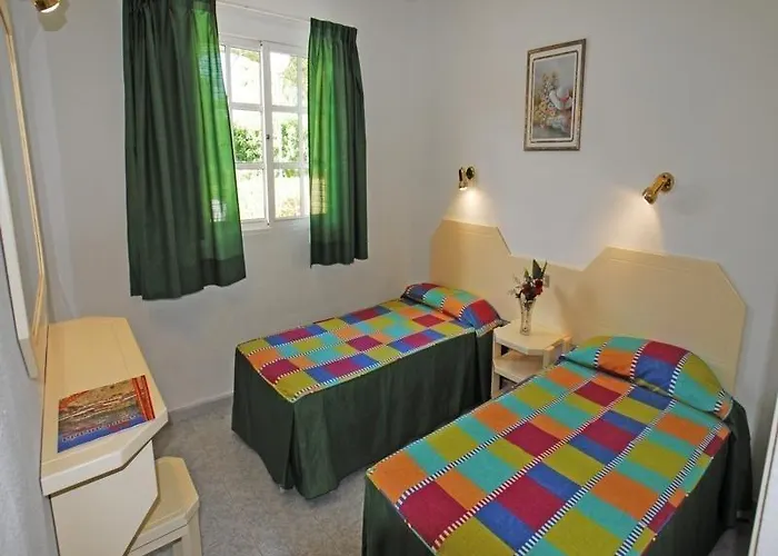 Tara Hotel 2*
